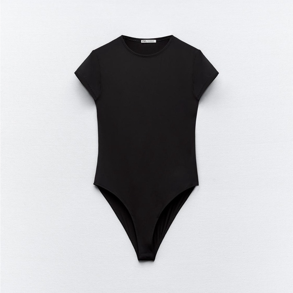 Polyamide black bodysuit short sleeve cap sleeve